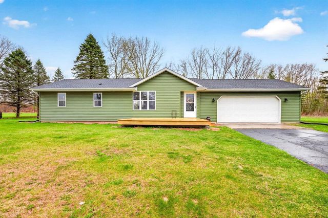 W3903 ADOLPH ROAD, Seymour, WI 54165