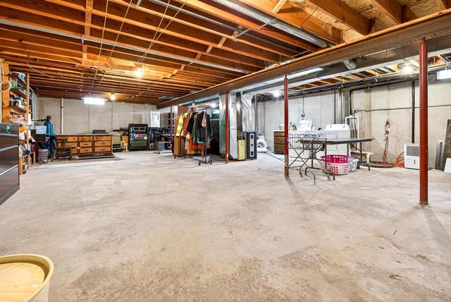 W3903 ADOLPH ROAD, Seymour, WI 54165