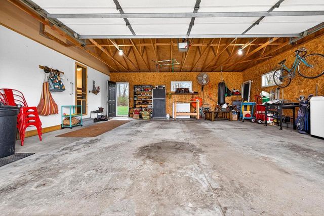 W3903 ADOLPH ROAD, Seymour, WI 54165