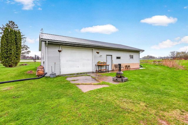 W3903 ADOLPH ROAD, Seymour, WI 54165