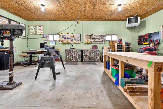 W3903 ADOLPH ROAD, Seymour, WI 54165