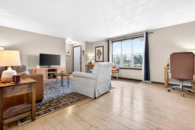 W3903 ADOLPH ROAD, Seymour, WI 54165