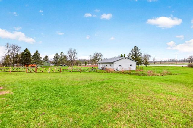 W3903 ADOLPH ROAD, Seymour, WI 54165