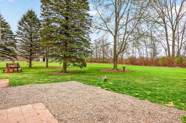 W3903 ADOLPH ROAD, Seymour, WI 54165