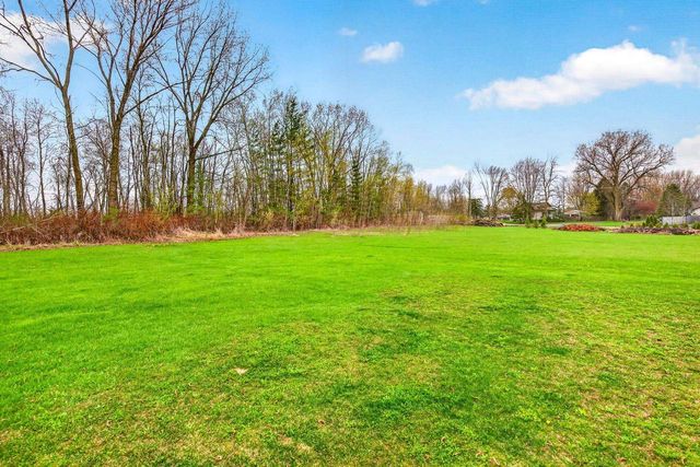 W3903 ADOLPH ROAD, Seymour, WI 54165