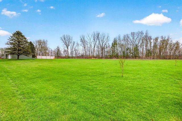 W3903 ADOLPH ROAD, Seymour, WI 54165