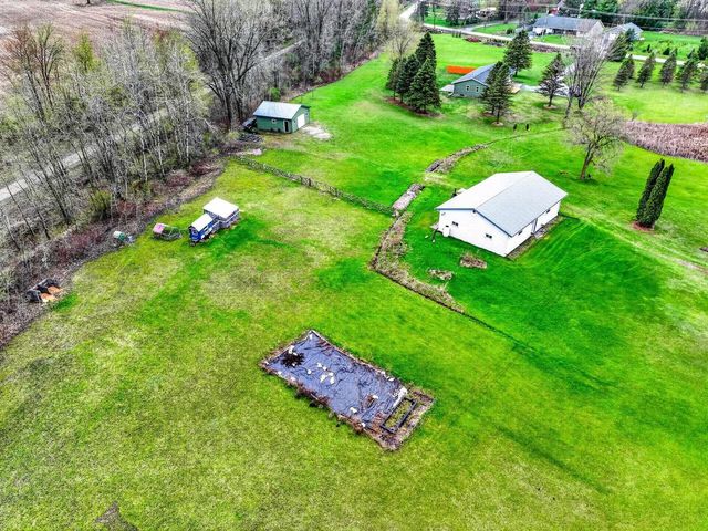 W3903 ADOLPH ROAD, Seymour, WI 54165
