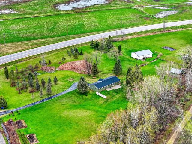 W3903 ADOLPH ROAD, Seymour, WI 54165
