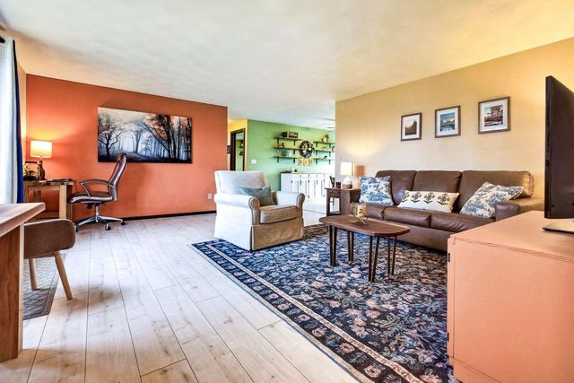W3903 ADOLPH ROAD, Seymour, WI 54165