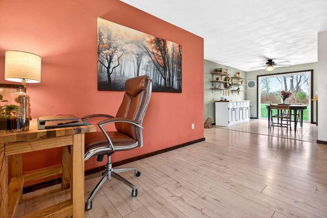 W3903 ADOLPH ROAD, Seymour, WI 54165
