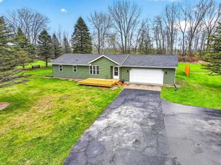 W3903 ADOLPH ROAD, Seymour, WI 54165