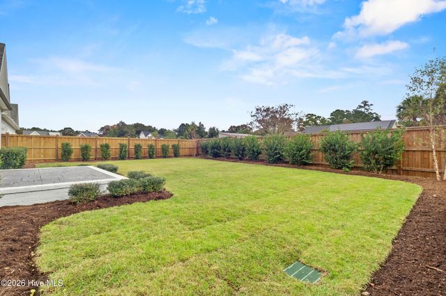 8313 Winding Creek Circle, Wilmington, NC 28411