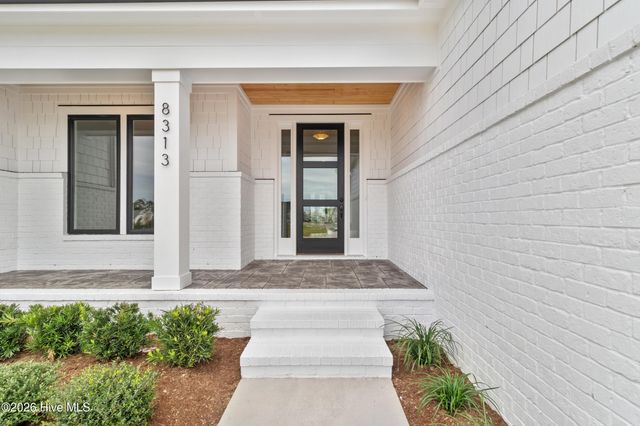 8313 Winding Creek Circle, Wilmington, NC 28411