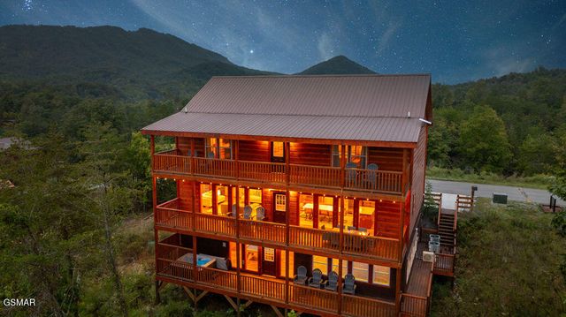 764 Bethlehem Way, Sevierville, TN 37876