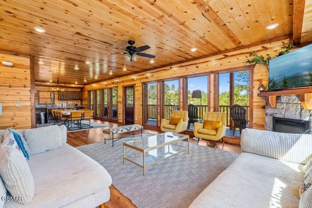 764 Bethlehem Way, Sevierville, TN 37876