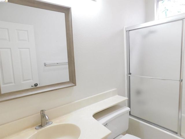15678 Atlantus Ave, San Leandro, CA 94579
