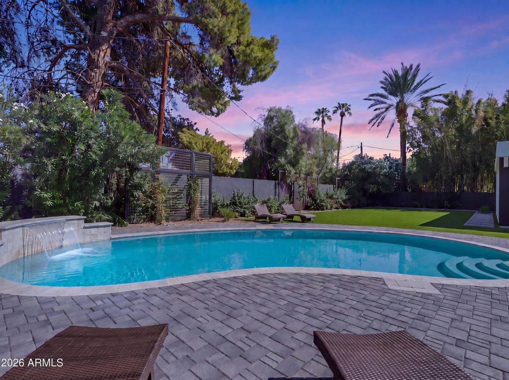 7717 N 7TH Avenue, Phoenix, AZ 85021 — photo 3