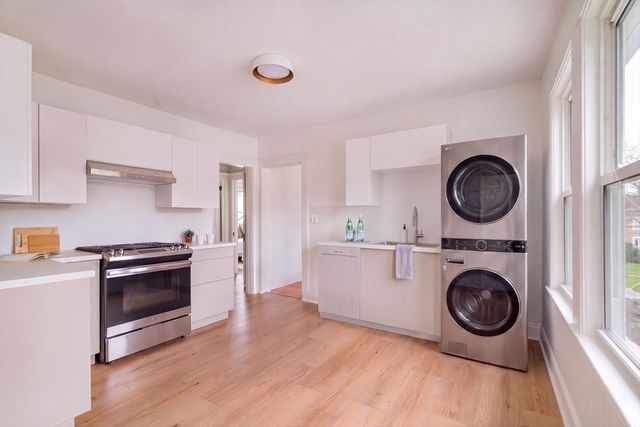 304-306 Cummins Highway 3, Boston, MA 02131