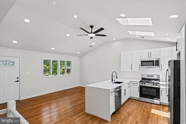 7001 BISHOP DR, Capitol Heights, MD 20743