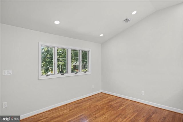 7001 BISHOP DR, Capitol Heights, MD 20743