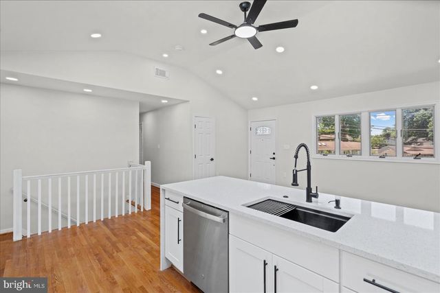 7001 BISHOP DR, Capitol Heights, MD 20743