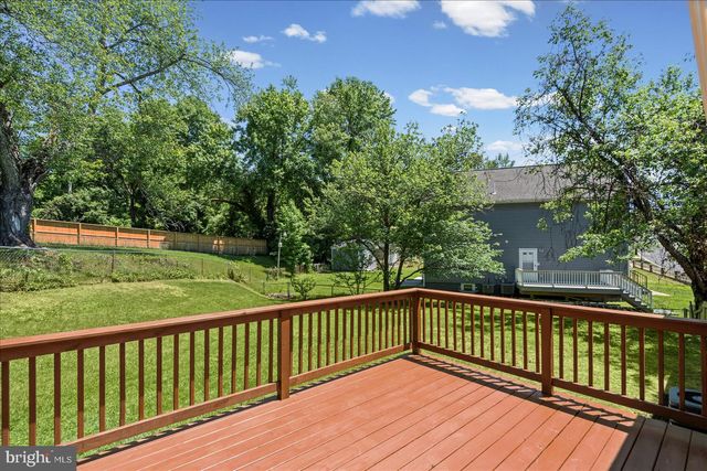 7001 BISHOP DR, Capitol Heights, MD 20743