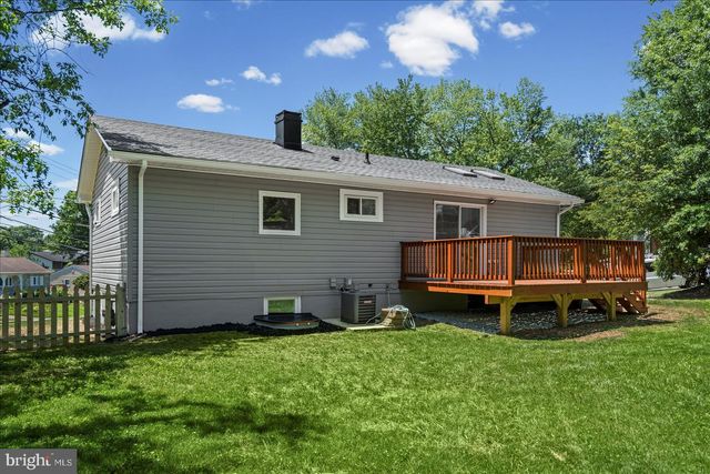 7001 BISHOP DR, Capitol Heights, MD 20743