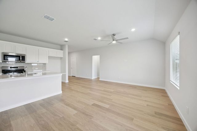 946 Olive Drive, Lavon, TX 75166