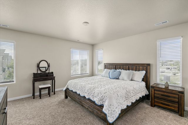 831 NE Bowman Drive, Waukee, IA 50263