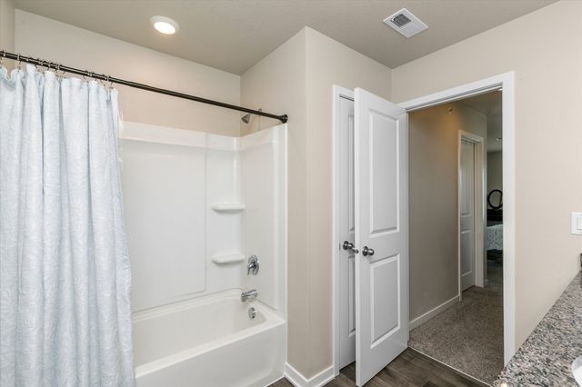 831 NE Bowman Drive, Waukee, IA 50263
