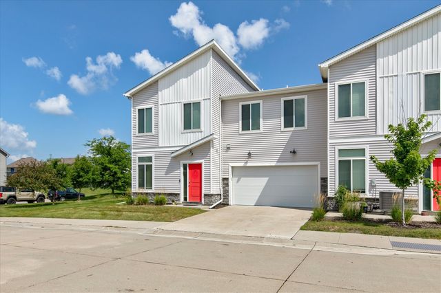 831 NE Bowman Drive, Waukee, IA 50263