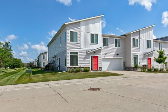 831 NE Bowman Drive, Waukee, IA 50263