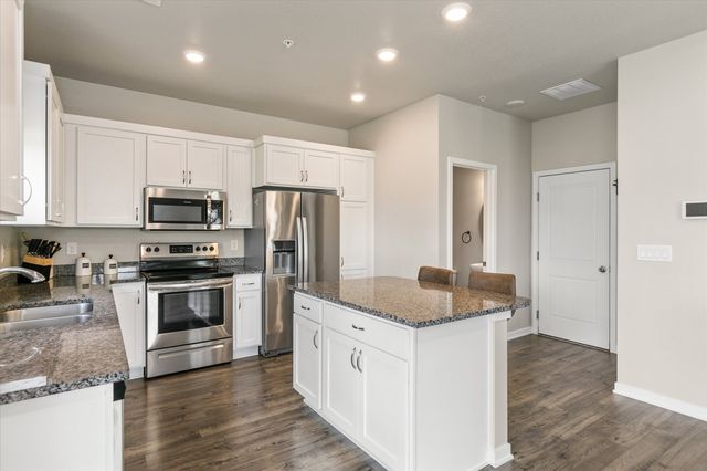 831 NE Bowman Drive, Waukee, IA 50263