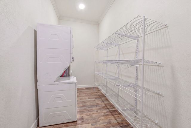 314 N Harding Street, Fort Worth, TX 76102
