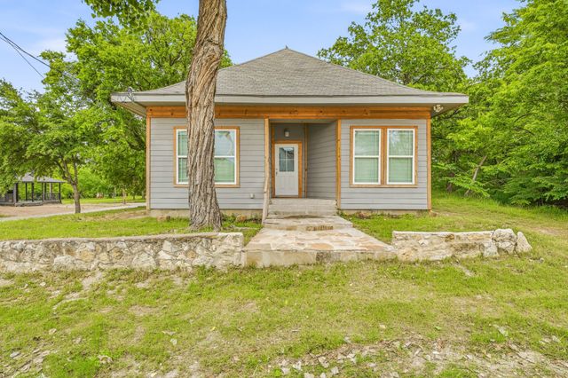 314 N Harding Street, Fort Worth, TX 76102