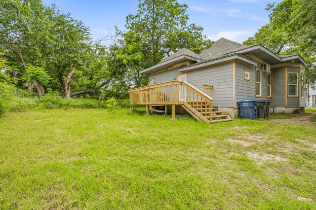 314 N Harding Street, Fort Worth, TX 76102