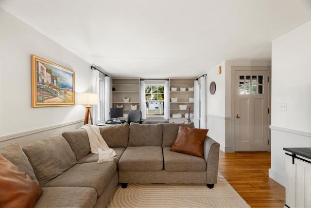 67 Ellsworth Rd, Peabody, MA 01960