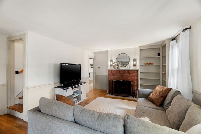 67 Ellsworth Rd, Peabody, MA 01960