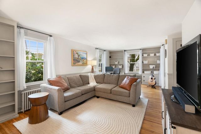 67 Ellsworth Rd, Peabody, MA 01960