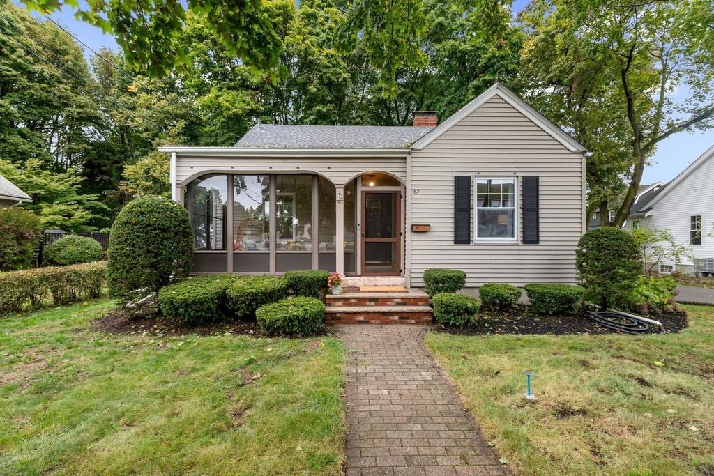 67 Ellsworth Rd, Peabody, MA 01960
