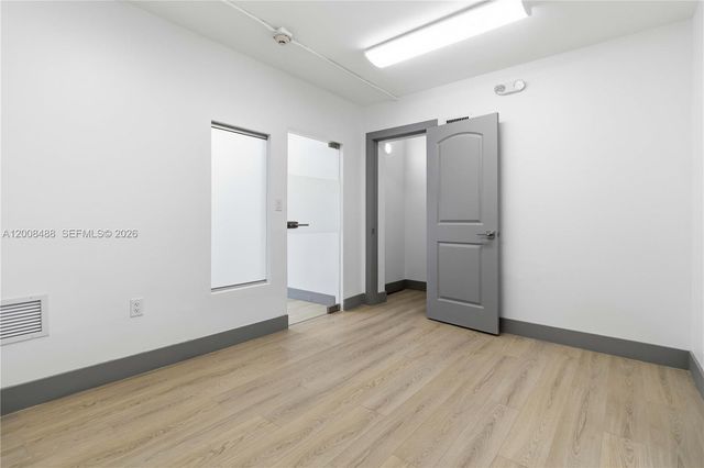 470 NW 22nd Ave, Miami, FL 33125