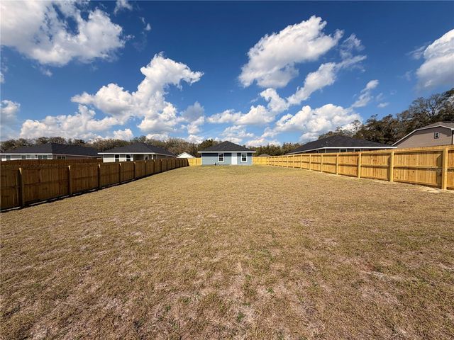 3291 E IRIS LANE, Bell, FL 32619