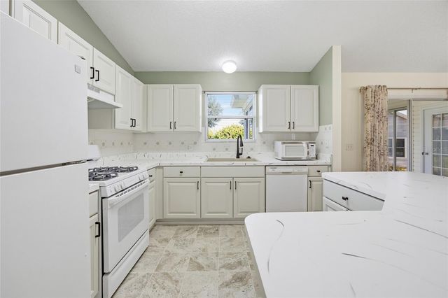 17705 SE 93RD HAWTHORNE AVENUE, The Villages, FL 32162
