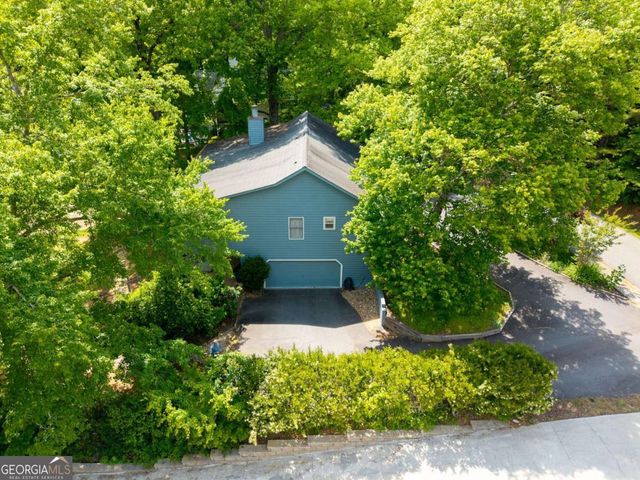 5686 Pine Crest Road, Young Harris, GA 30582