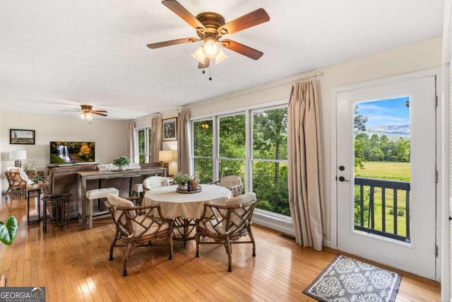 5686 Pine Crest Road, Young Harris, GA 30582