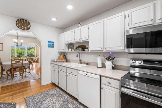 5686 Pine Crest Road, Young Harris, GA 30582