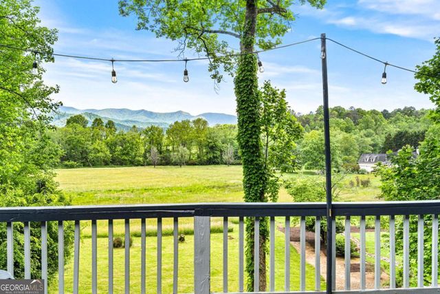 5686 Pine Crest Road, Young Harris, GA 30582