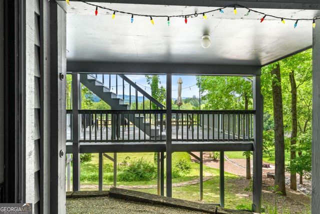5686 Pine Crest Road, Young Harris, GA 30582
