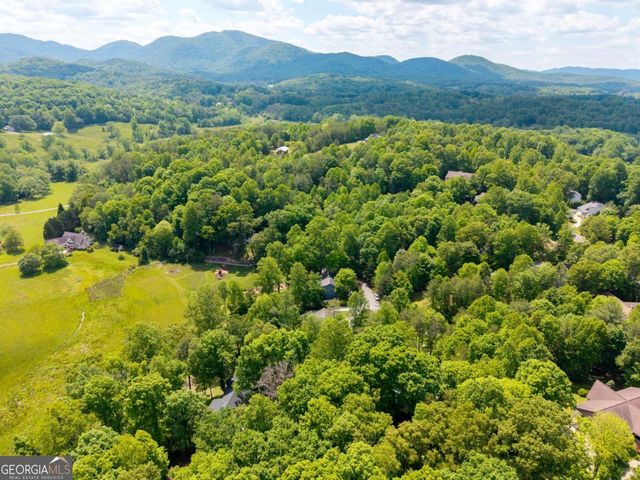 5686 Pine Crest Road, Young Harris, GA 30582