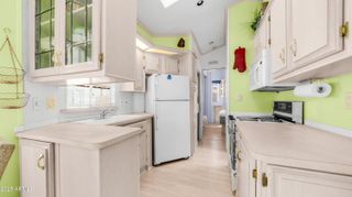 196 MINESHAFT Drive, Apache Junction, AZ 85119